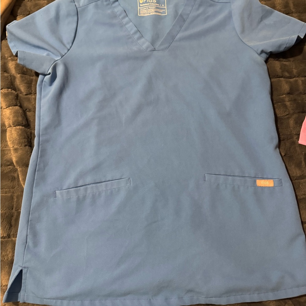 SOLD: Figs Women's Ciel Blue Scrub Top